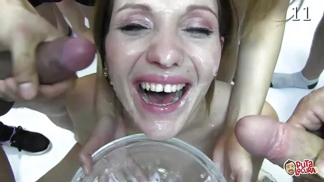 Beste porno Geen registratie  Busty shemales klaar om in vidio pirni het bed van haar minnaar te slapen