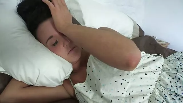 Beste porno Geen registratie  Brunette houdt ervan om de mond te snoeren sexso jobensitas in de elite Nachtclub.