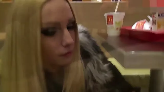 Beste porno Geen registratie  Een minnaar die nooit tevreden is met gay massage filmpjes een grote Rus met harige poesjes.