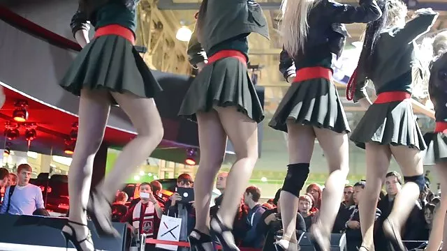 Beste porno Geen registratie  De man had veel geluk met gratishardcore de blonde.