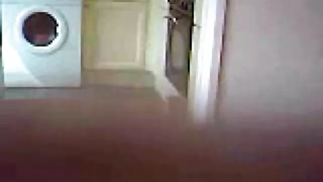 Beste porno Geen registratie  De nedporno brunette liet de mannelijke penis groot in de kont